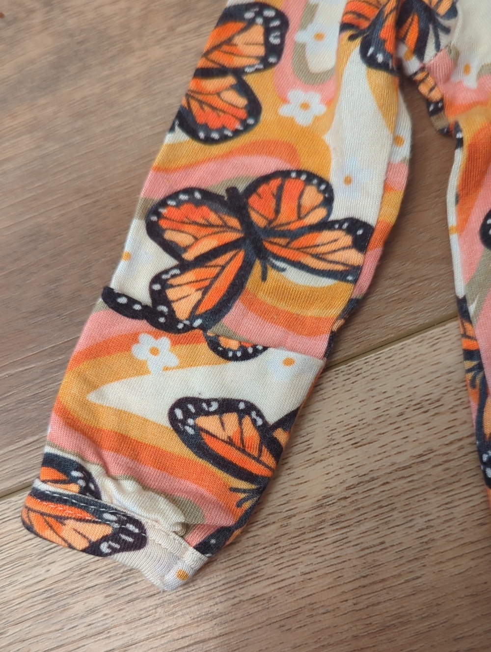 Posh Peanut Monarch Butterfly Ruffle Zip Footie, NB - Picture 7 of 7